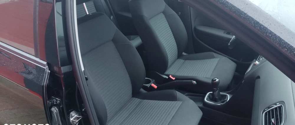 Volkswagen Polo cena 29999 przebieg: 30000, rok produkcji 2014 z Kruszwica małe 466
